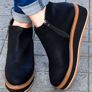 BRAND NEW ROSY BRAND BLACK WEDGE ANKLE BOOTS